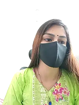 Snapshot of Tisha-01 chatting on 11-01-25, 02:57 Tisha-01 online show from 11-01-25, 02:57