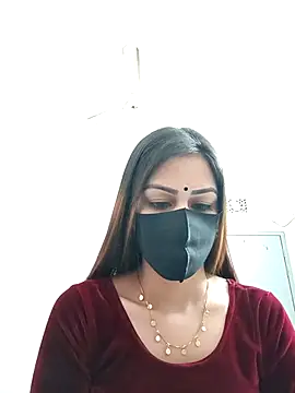 Snapshot of Tisha-01 chatting on 11-19-25, 12:43 Tisha-01 online show from 11-19-25, 12:43