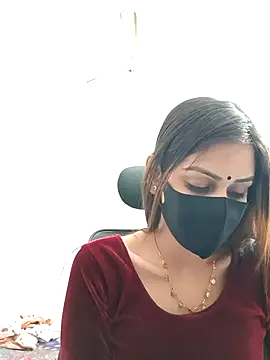 Snapshot of Tisha-01 chatting on 11-19-25, 01:33 Tisha-01 online show from 11-19-25, 01:33