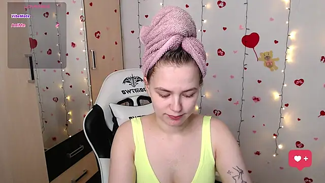 Fox Lisa online show from 02-08-25, 02:16