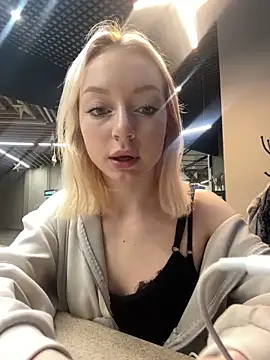 Snapshot of melissa_grr chatting on 12-20-25, 11:06 melissa grr online show from 12-20-25, 11:06