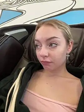 Snapshot of melissa_grr chatting on 02-13-26, 12:45 melissa grr online show from 02-13-26, 12:45