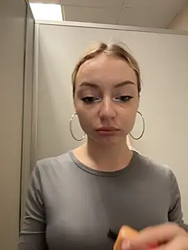 Snapshot of melissa_grr chatting on 02-22-26, 01:31 melissa grr online show from 02-22-26, 01:31