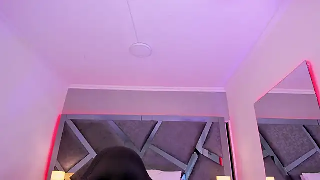 AmberiniHoffman online show from 01-31-25, 05:53