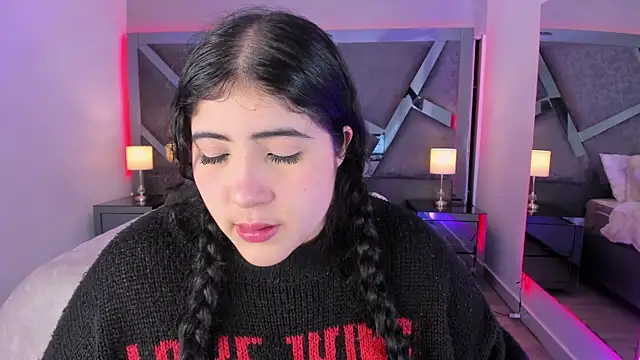 AmberiniHoffman online show from 02-11-25, 06:11