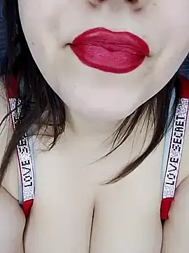 Snapshot of sexy-mariya chatting on 10-11-25, 07:56 sexy-mariya online show from 10-11-25, 07:56