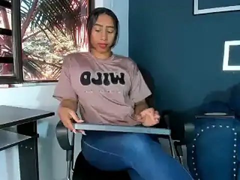 Brunettesexy0 online show from 01-23-25, 06:45