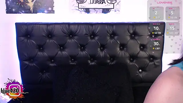 Skyler  blue4 online show from 11-05-25, 10:32