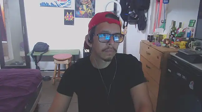 Snapshot of Pit_xxz chatting on 02-11-25, 06:01 Pit xxz online show from 02-11-25, 06:01