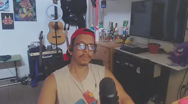 Snapshot of Pit_xxz chatting on 02-18-25, 06:47 Pit xxz online show from 02-18-25, 06:47