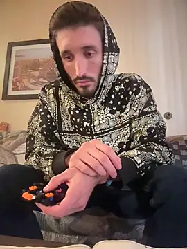 Snapshot of jay_weston chatting on 11-28-25, 04:09 jay weston online show from 11-28-25, 04:09