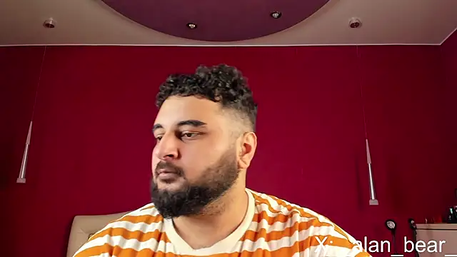 Snapshot of teddy_alan chatting on 03-17-25, 10:49 teddy alan online show from 03-17-25, 10:49