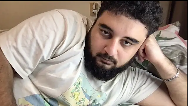 Snapshot of teddy_alan chatting on 10-23-25, 06:28 teddy alan online show from 10-23-25, 06:28