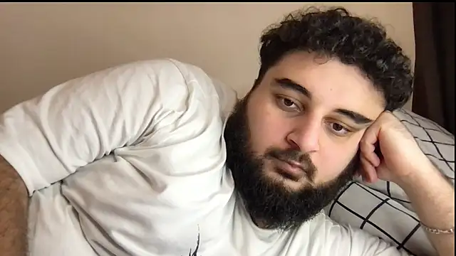 Snapshot of teddy_alan chatting on 11-26-25, 02:18 teddy alan online show from 11-26-25, 02:18