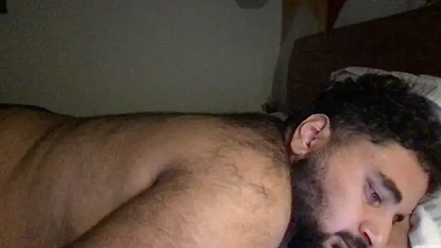 Snapshot of teddy_alan chatting on 06-28-26, 05:41 teddy alan online show from 06-28-26, 05:41