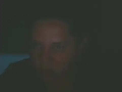 Snapshot of Sara_69hot chatting on 12-17-25, 02:17 Sara 69hot online show from 12-17-25, 02:17