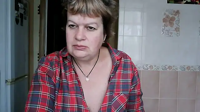 Snapshot of Ettie_Tonia chatting on 12-20-25, 10:00 Ettie Tonia online show from 12-20-25, 10:00