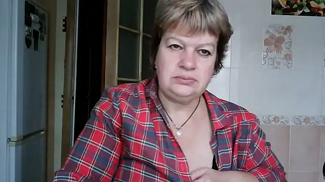 Snapshot of Ettie_Tonia chatting on 12-22-25, 06:43 Ettie Tonia online show from 12-22-25, 06:43