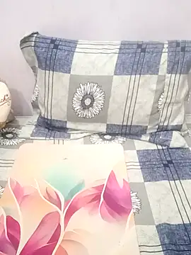 Snapshot of Dr_Kamsutra chatting on 11-05-25, 06:41 Dr Kamsutra online show from 11-05-25, 06:41