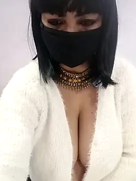 Snapshot of Dr_Kamsutra chatting on 11-20-25, 05:01 Dr Kamsutra online show from 11-20-25, 05:01