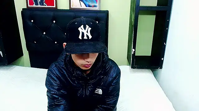 ttimy x boy online show from 01-02-25, 09:28