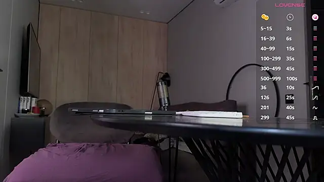bowtorina online show from 05-31-26, 06:42