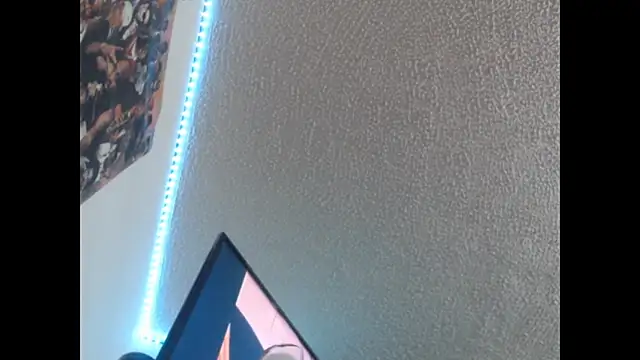 Snapshot of lorenitha_20 chatting on 10-02-25, 03:24 lorenitha 20 online show from 10-02-25, 03:24