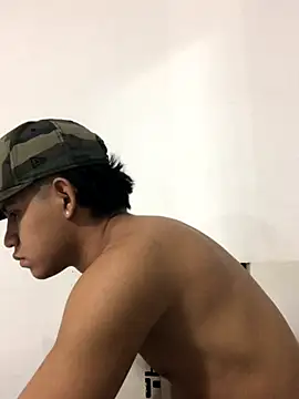 logannth online show from 11-13-25, 03:05