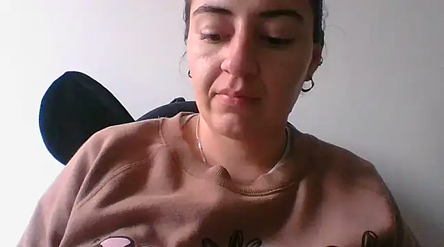 Snapshot of _karlie_kloss_ chatting on 12-03-24, 08:50 karlie kloss online show from 12-03-24, 08:50