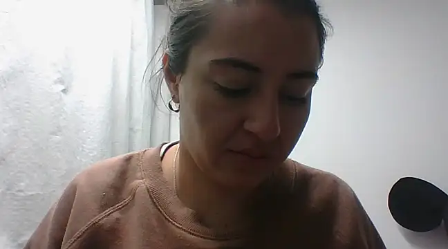 Snapshot of _karlie_kloss_ chatting on 12-04-24, 01:47 karlie kloss online show from 12-04-24, 01:47