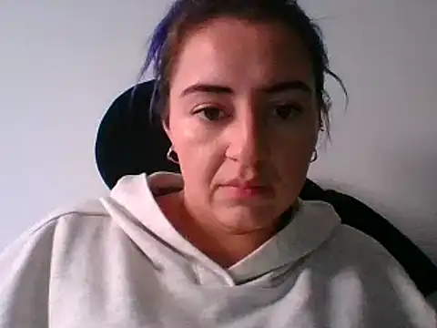 Snapshot of _karlie_kloss_ chatting on 12-26-24, 10:31 karlie kloss online show from 12-26-24, 10:31