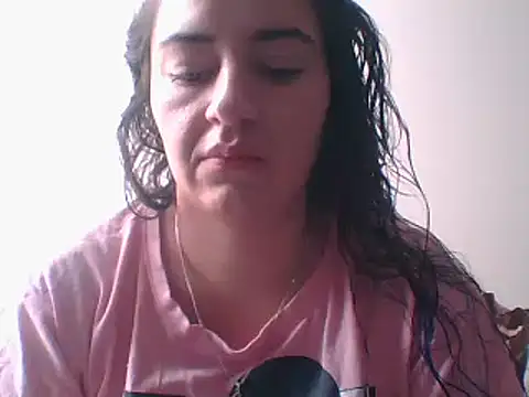 Snapshot of _karlie_kloss_ chatting on 12-30-24, 04:40 karlie kloss online show from 12-30-24, 04:40