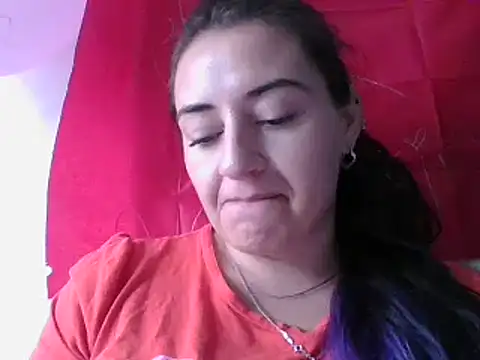 Snapshot of _karlie_kloss_ chatting on 02-25-25, 07:14 karlie kloss online show from 02-25-25, 07:14