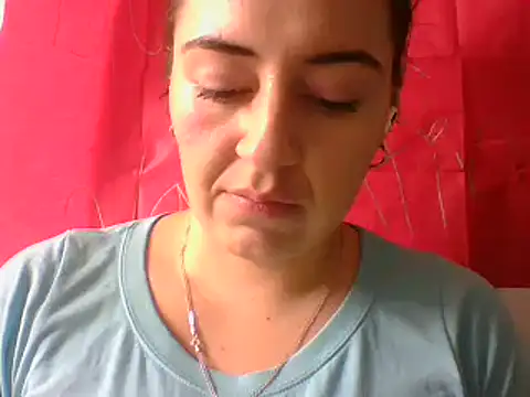 Snapshot of _karlie_kloss_ chatting on 03-18-25, 08:15 karlie kloss online show from 03-18-25, 08:15