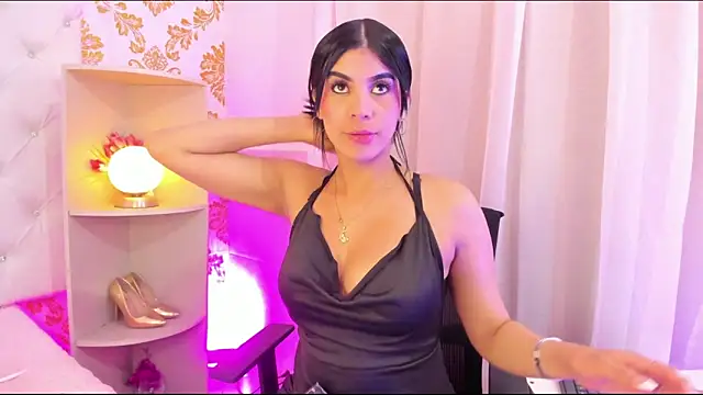 Snapshot of emaa_lambert chatting on 11-12-25, 11:58 emaa lambert online show from 11-12-25, 11:58