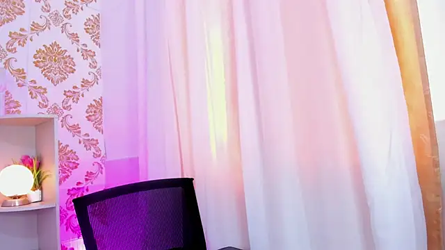 Snapshot of emaa_lambert chatting on 11-26-25, 04:52 emaa lambert online show from 11-26-25, 04:52