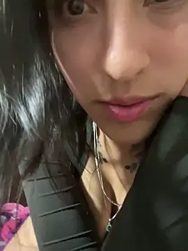 Snapshot of Sweett_Sarita chatting on 02-09-25, 05:08 Sweett Sarita online show from 02-09-25, 05:08