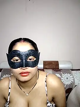 bigtitsqueen online show from 04-04-26, 08:01