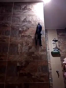 MirandaSoto online show from 02-05-25, 12:27