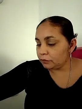 MirandaSoto online show from 02-25-25, 05:36