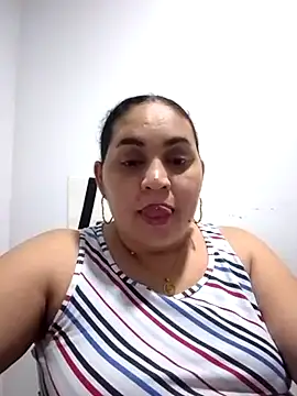 MirandaSoto online show from 03-09-25, 03:22