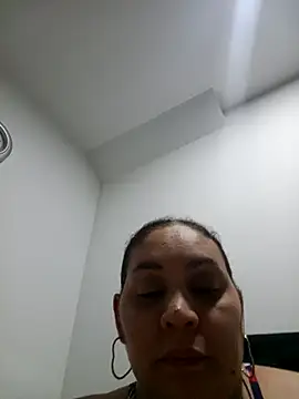 MirandaSoto online show from 09-14-25, 04:00