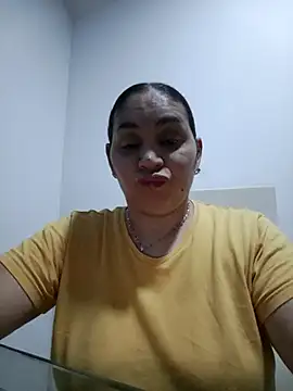 MirandaSoto online show from 04-19-26, 05:18