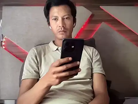 Snapshot of paulkrotz chatting on 02-07-26, 08:23 paulkrotz online show from 02-07-26, 08:23