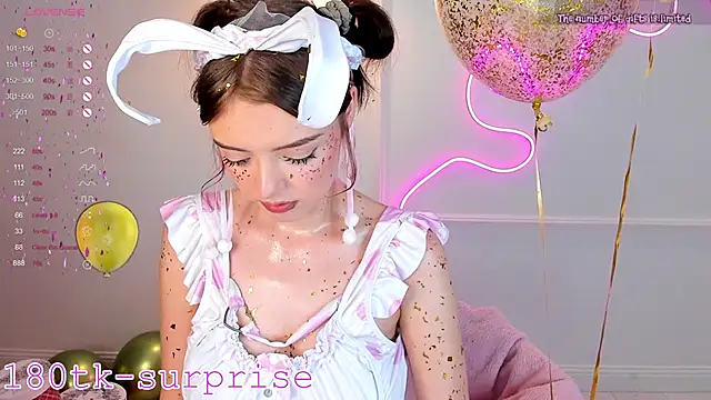 Snapshot of ellyford chatting on 12-06-24, 05:22 ellyford online show from 12-06-24, 05:22