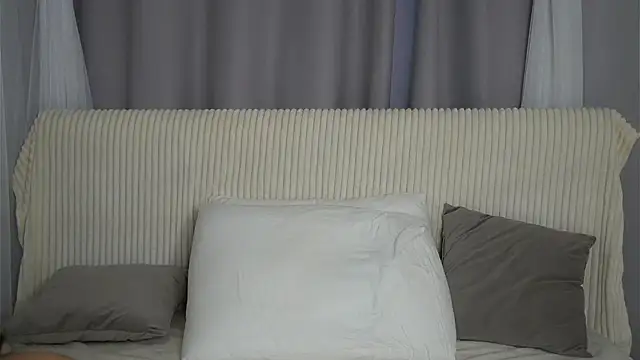 VeronaAppleberry online show from 09-26-25, 11:14