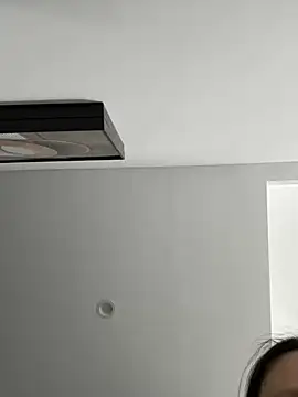 Snapshot of Lfeiji chatting on 03-17-25, 09:55 Lfeiji online show from 03-17-25, 09:55