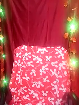 Snapshot of Stripy_Doll chatting on 02-19-25, 12:11 Stripy Doll online show from 02-19-25, 12:11