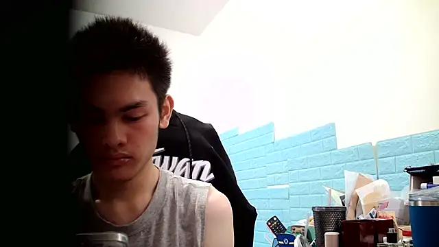 Snapshot of thisisbook_223 chatting on 10-24-25, 03:58 thisisbook 223 online show from 10-24-25, 03:58