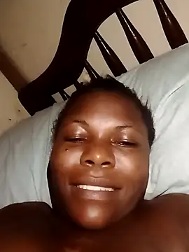 Snapshot of Danny_lady chatting on 12-22-25, 04:20 Danny lady online show from 12-22-25, 04:20